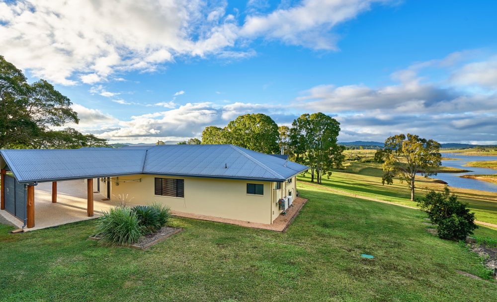 Tinaroo Holiday House Gallery Bella Casale