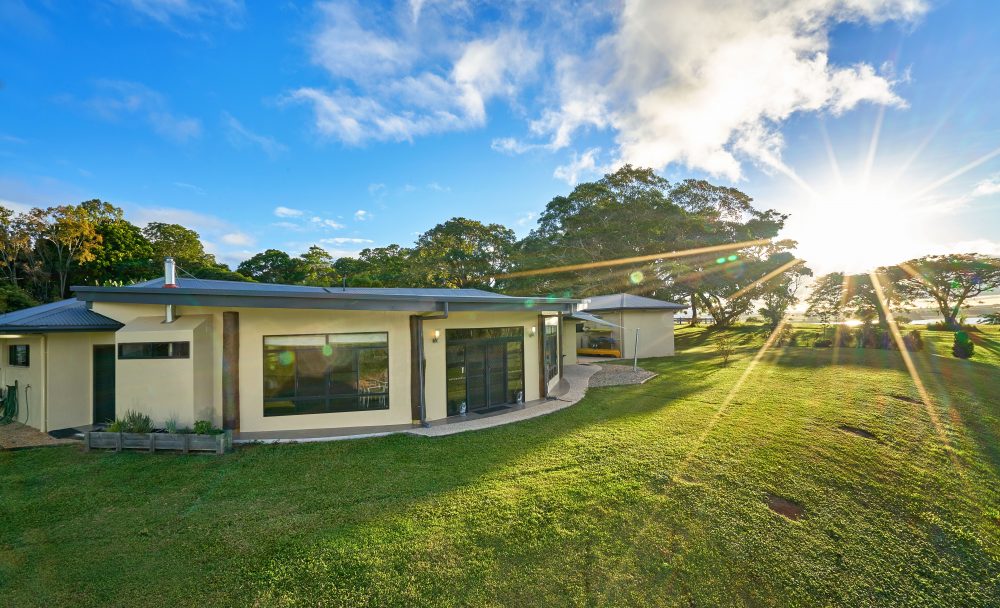 Tinaroo Holiday House Gallery Bella Casale